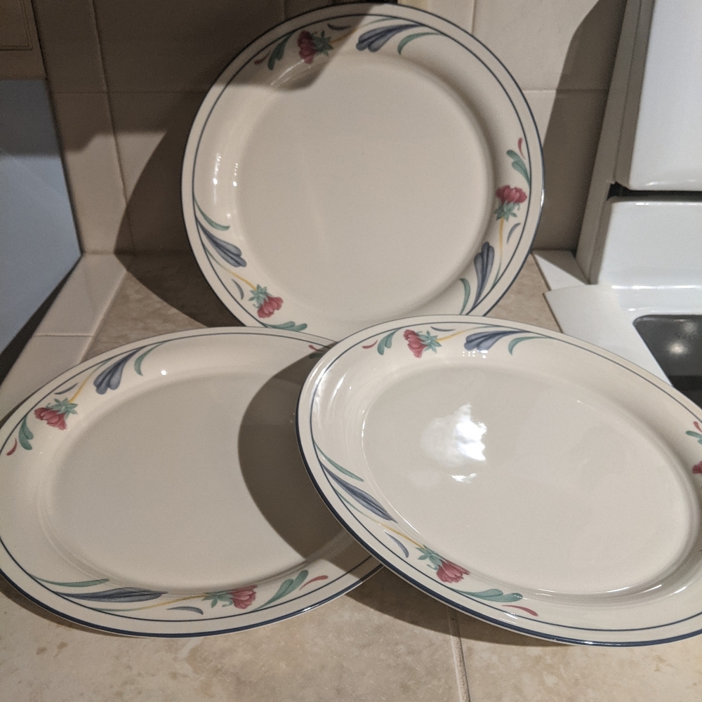 Lenox Poppies on Blue 3 Dinner Plates